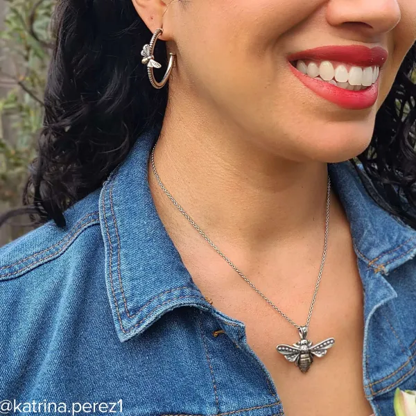 James Avery Artisan Jewelry Charms-Bee Pendant