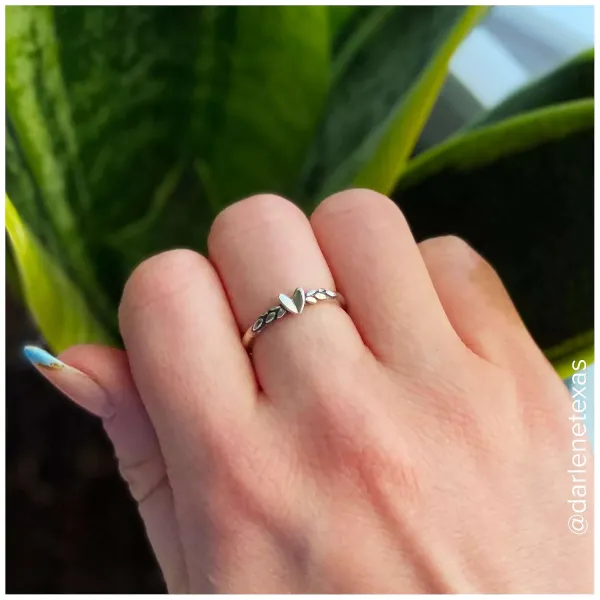 James Avery Artisan Jewelry Rings-Heart And Vine Ring