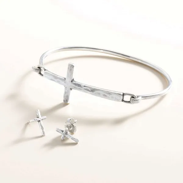 James Avery Artisan Jewelry Bracelets-Horizon Cross Hook-On Bracelet